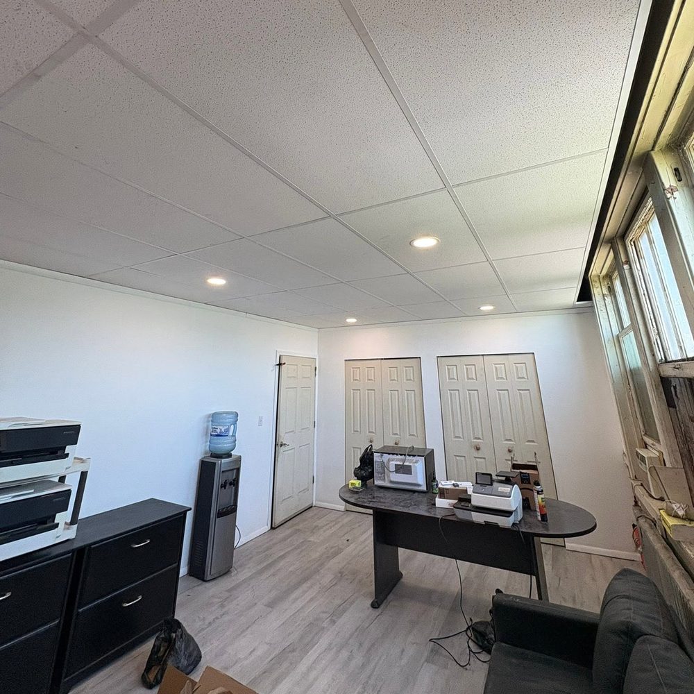 Finished drop ceiling and drywall in a remodeled Cleveland, Ohio office